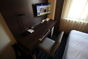 Shin Iizuka Station Hotel