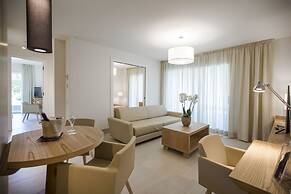 Delta Resort Apartments