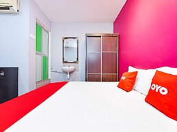 OYO 90138 Hotel Elwarda Klcity