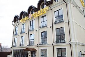 Hotel Marton Osharskaya