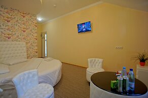 Hotel Marton Osharskaya