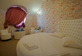 Hotel Marton Osharskaya