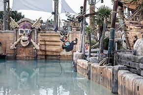 Hotel Pirates World