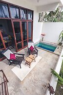 Nirvana Beach Boutique Hotel