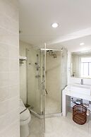 Sanya Huabaoshi Hotel