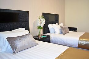 Tilal Almadina Hotel & Suites