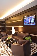Tilal Almadina Hotel & Suites