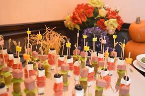 Tilal Almadina Hotel & Suites