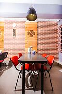 Hotel Lucky - Hostel