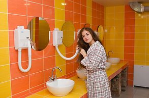 Hotel Lucky - Hostel