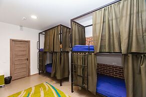 Hotel Lucky - Hostel