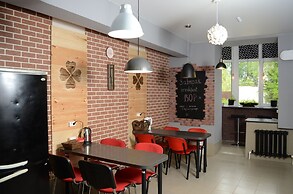 Hotel Lucky - Hostel