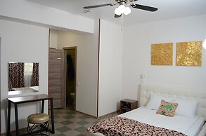 Hotel Lucky - Hostel