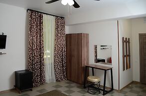 Hotel Lucky - Hostel