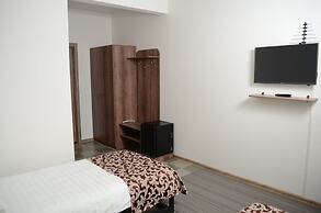 Hotel Lucky - Hostel