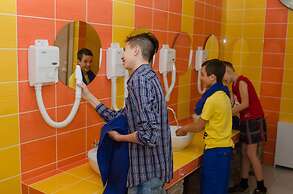 Hotel Lucky - Hostel