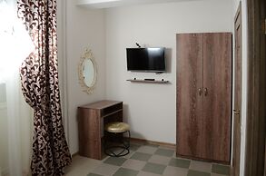 Hotel Lucky - Hostel