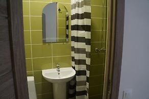 Hotel Lucky - Hostel