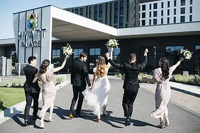 Hyatt Place Melbourne, Essendon Fields