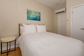 Deedee's Downtown Flats