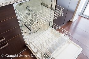 Canada Suites - 832 Bay St.