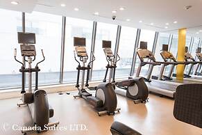 Canada Suites - 832 Bay St.