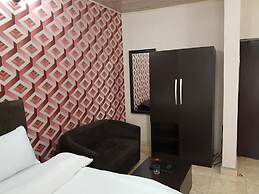 Eddy Vic Hotel