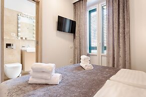 Central Pearl by Nono Ban