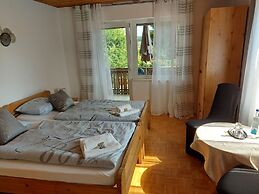 Hotel & Pension Haus Dewenter