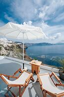 Virginia's Cave Villas