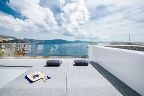 Virginia's Cave Villas