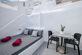 Virginia's Cave Villas