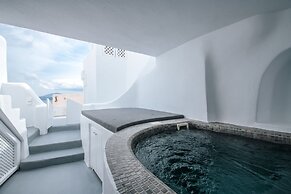 Virginia's Cave Villas