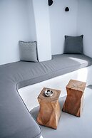 Virginia's Cave Villas