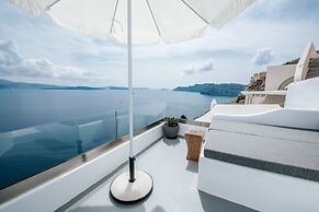 Virginia's Cave Villas