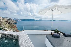 Virginia's Cave Villas