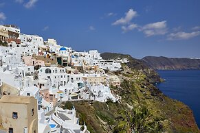 Virginia's Cave Villas