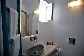 Mykonos Moussa Suites