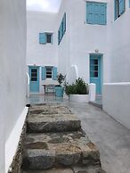 Mykonos Moussa Suites