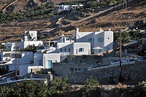 Mykonos Moussa Suites
