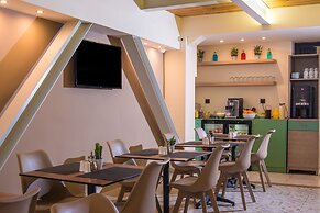 Infinity City Boutique Hotel