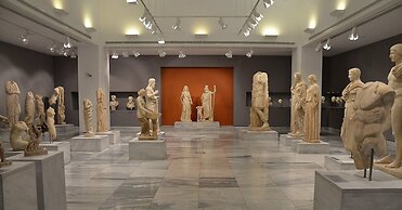 Infinity City Boutique Hotel