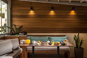 Infinity City Boutique Hotel