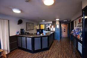 International Inn - Hostel