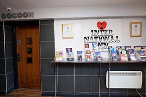 International Inn - Hostel