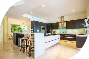 5 Bedroom Homes in Miami Beach by TMG