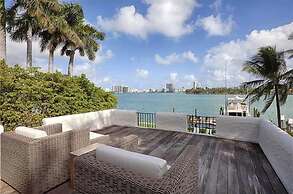 5 Bedroom Homes in Miami Beach by TMG