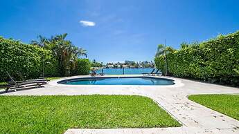 5 Bedroom Homes in Miami Beach by TMG