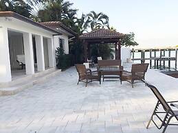 5 Bedroom Homes in Miami Beach by TMG