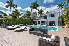 5 Bedroom Homes in Miami Beach by TMG